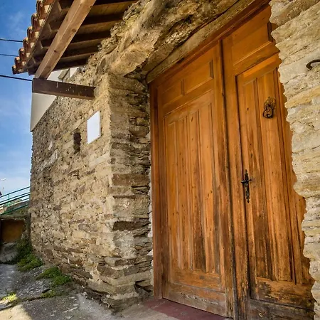El Hogar Del Herrero Ahigal de los Aceiteros Exterior photo