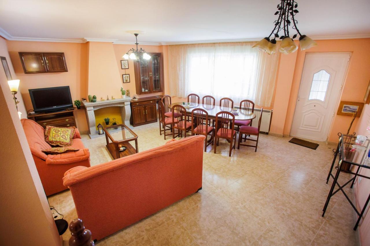 El Hogar Del Herrero Ahigal de los Aceiteros